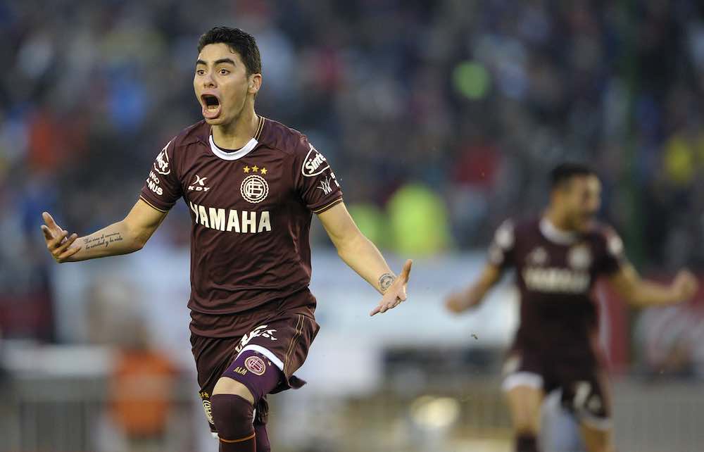 Miguel Almiron Lanus celebration