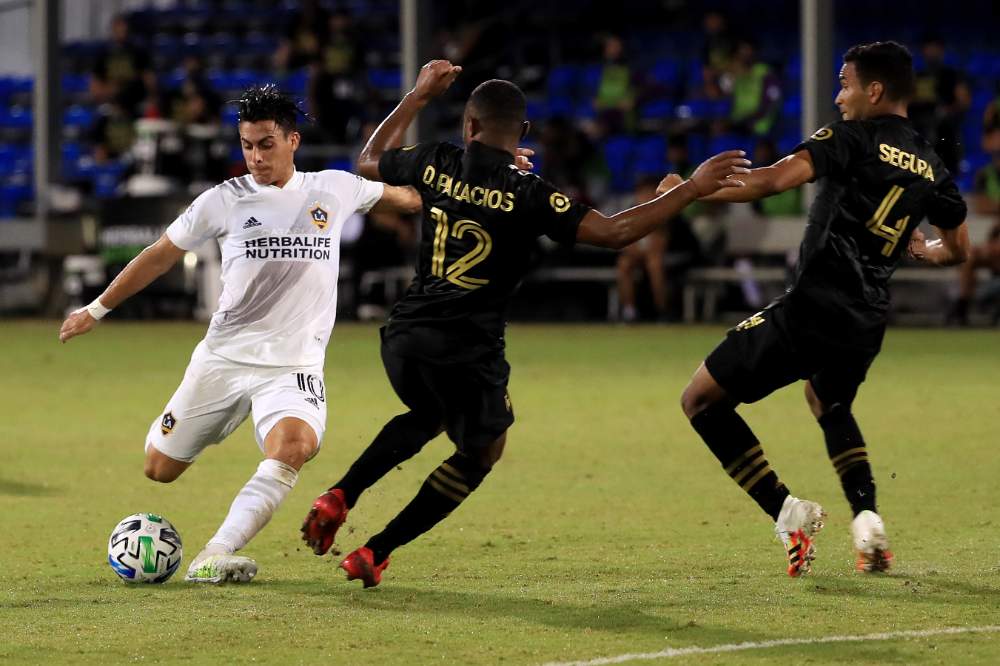 Cristian Pavon - LA Galaxy - LAFC - 19-07-2020.