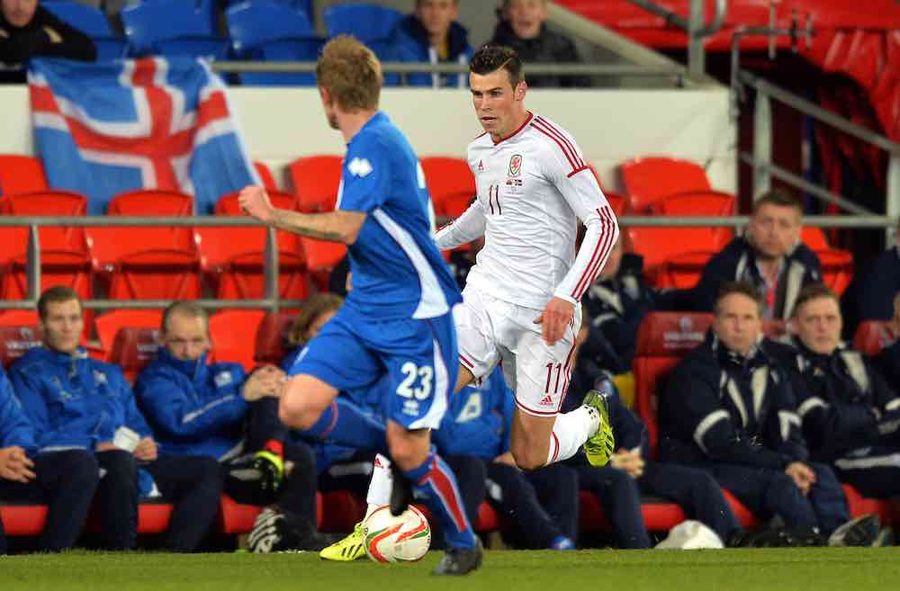 Ari Skulason Gareth Bale Iceland Wales