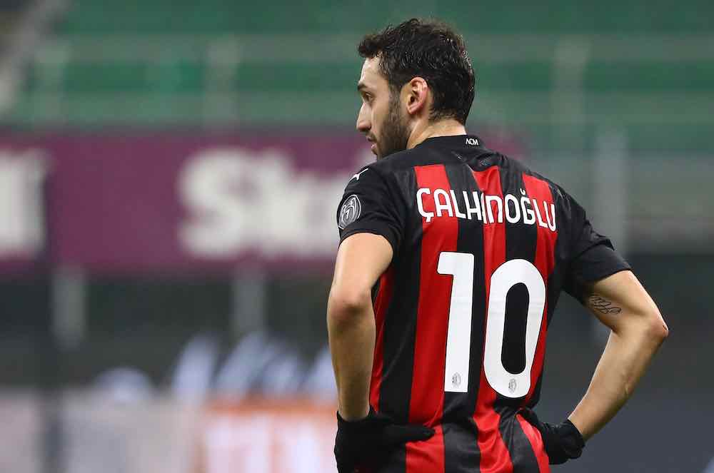 Hakan Çalhanoğlu Impressing For Table-Topping Milan As Contract Talks Continue