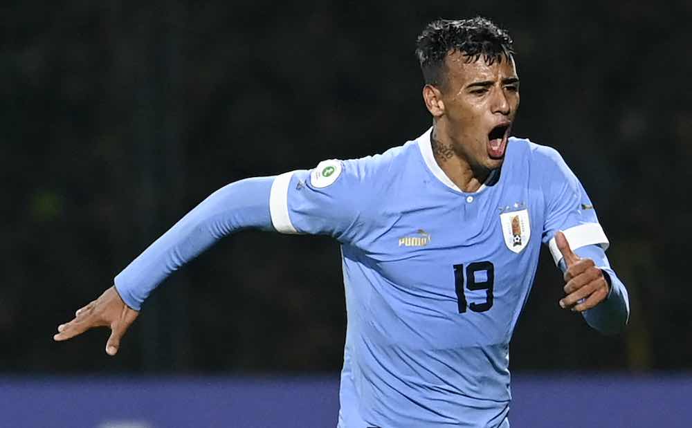 URUGUAY  Montevideo, Joueur de football, Football